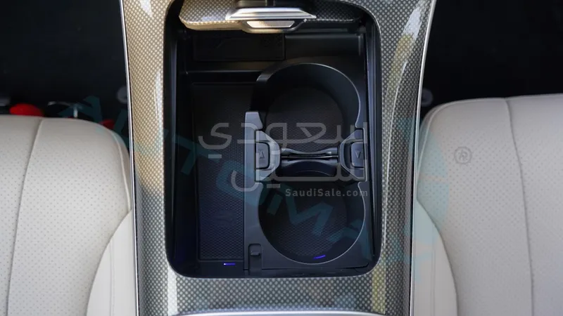 2026 مرسيدس - بنز سي إل إي 200