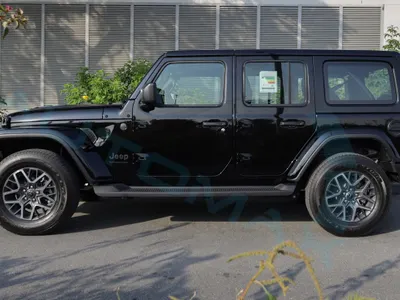 2025 جييب رانجلر صحارى