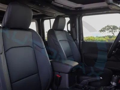 2025 جييب رانجلر صحارى