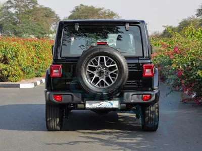 2025 جييب رانجلر صحارى