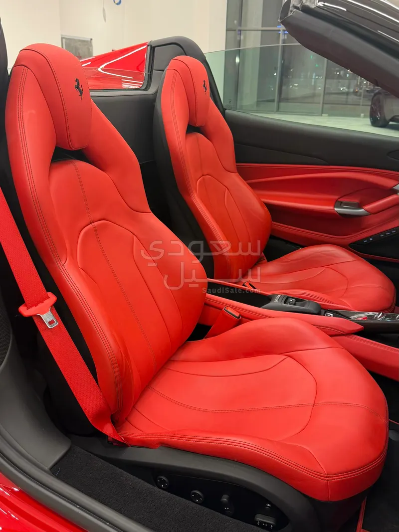 2022 فيراري اف 8 سبايدر