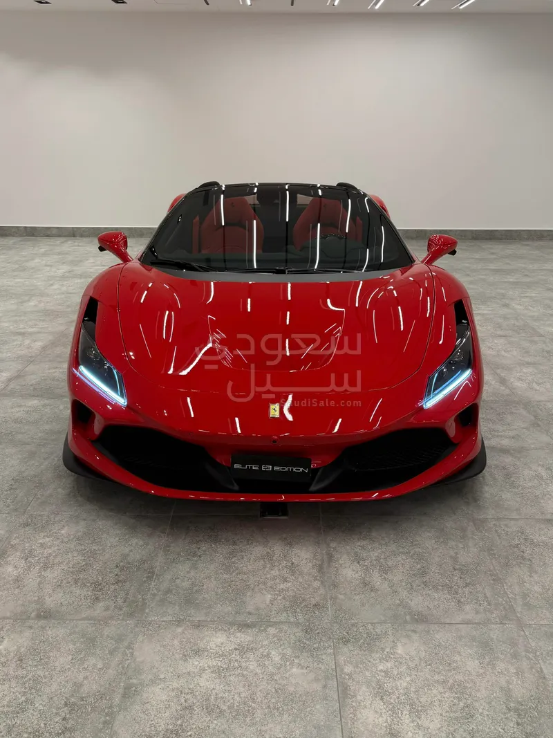 2022 فيراري اف 8 سبايدر