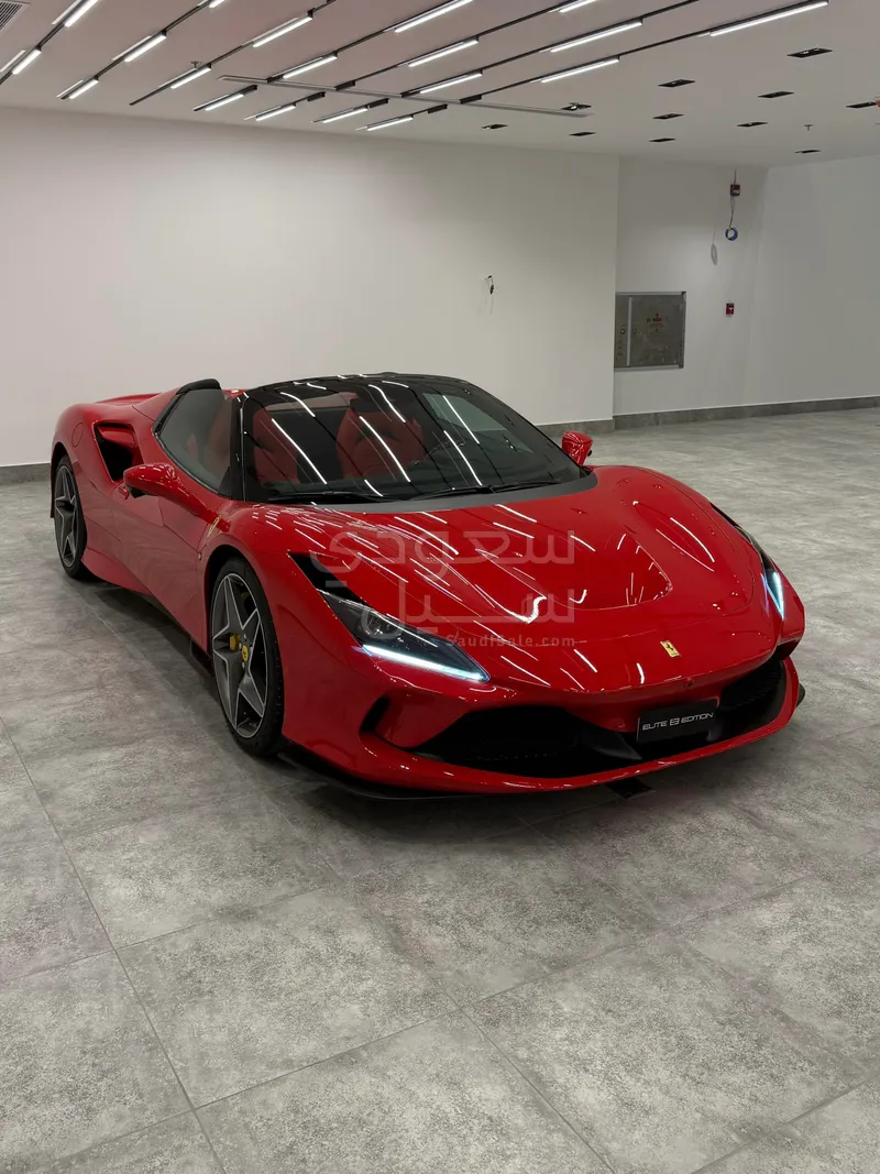 2022 فيراري اف 8 سبايدر