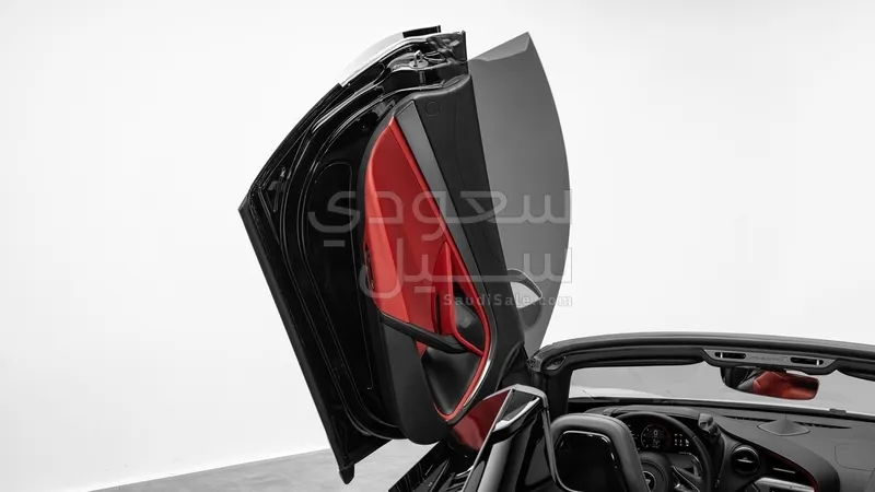 2025 مكلارين إس 750