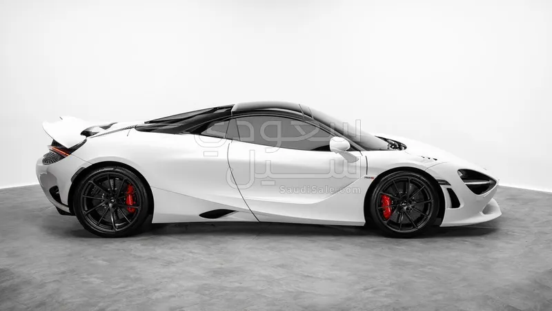 2025 مكلارين إس 750