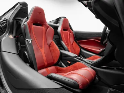 2025 مكلارين إس 750