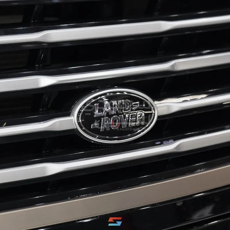 2025 لاند روفر رينج روفر اس في اوتوبيوغرافي