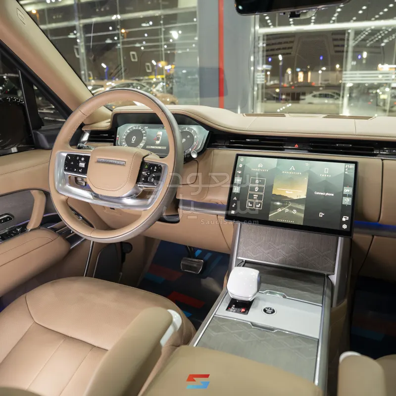 2025 لاند روفر رينج روفر اس في اوتوبيوغرافي