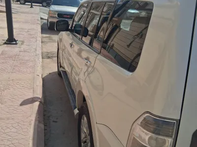 2012 Mitsubishi Pajero