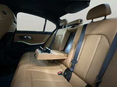 2024 بي ام دبليو الفئة الثالثة 320 أي