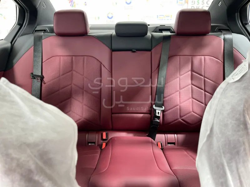 2026 بي ام دبليو الفئة الخامسة 535 أي