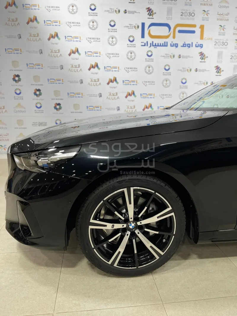 2026 بي ام دبليو الفئة الخامسة 535 أي