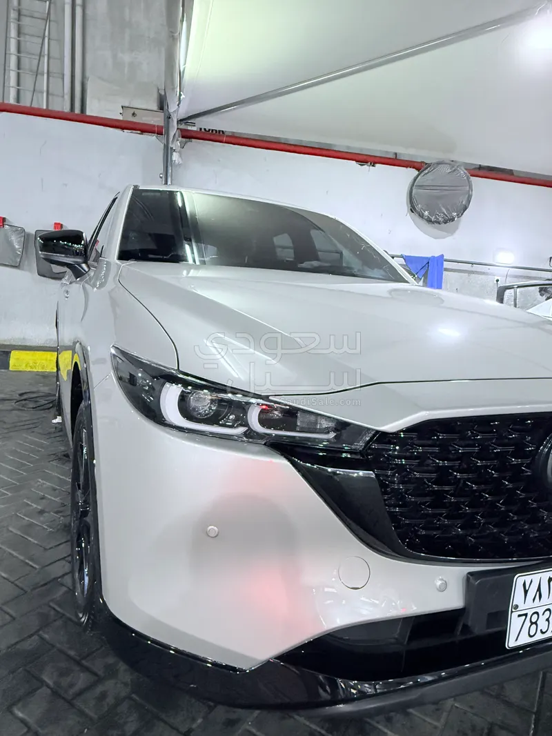 2025 مازدا سي اكس 5 سقنتشر