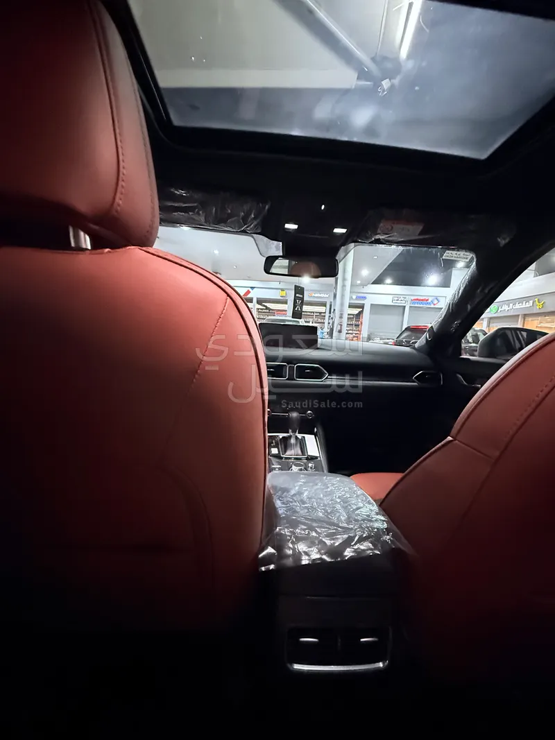 2025 مازدا سي اكس 5 سقنتشر