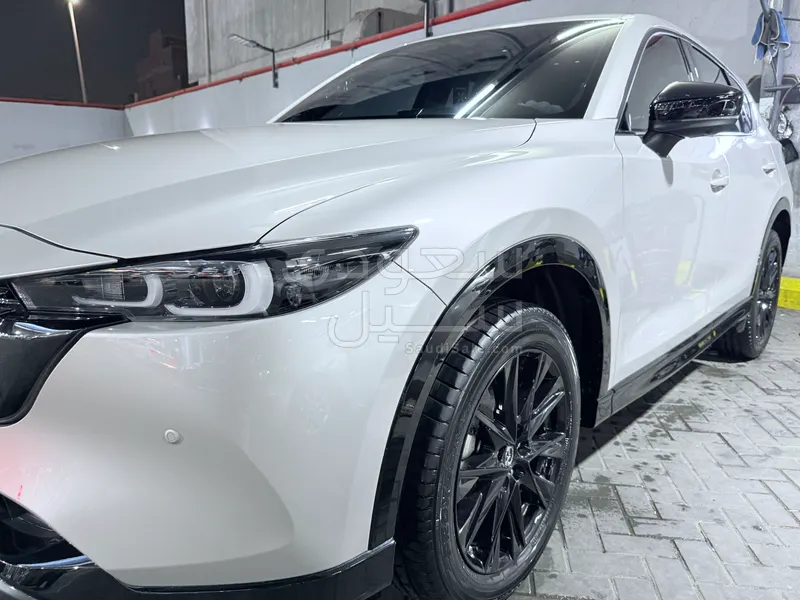 2025 مازدا سي اكس 5 سقنتشر