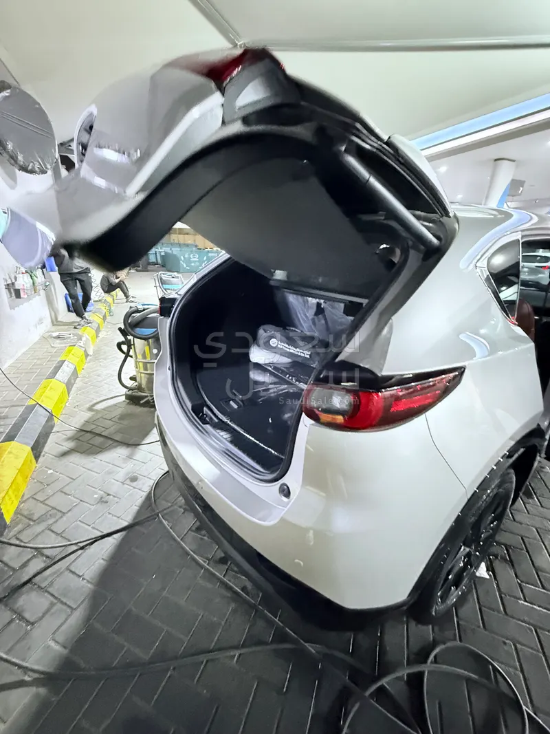 2025 مازدا سي اكس 5 سقنتشر