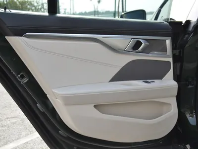 2023 بي ام دبليو الفئة الثامنة 840