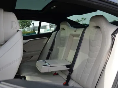 2023 بي ام دبليو الفئة الثامنة 840