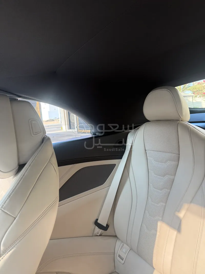 2021 بي ام دبليو الفئة الثامنة 840 أي إم