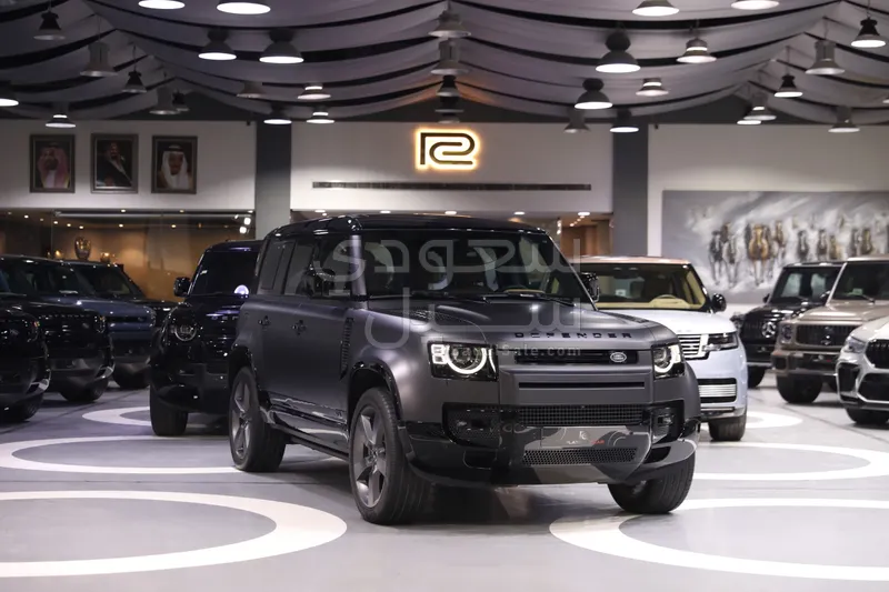 2025 لاند روفر ديفيندر