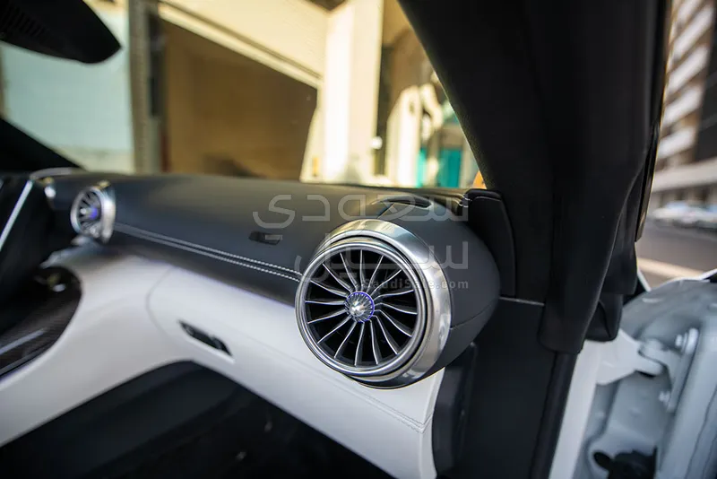 2024 مرسيدس - بنز إس إل 63 أي إم جي