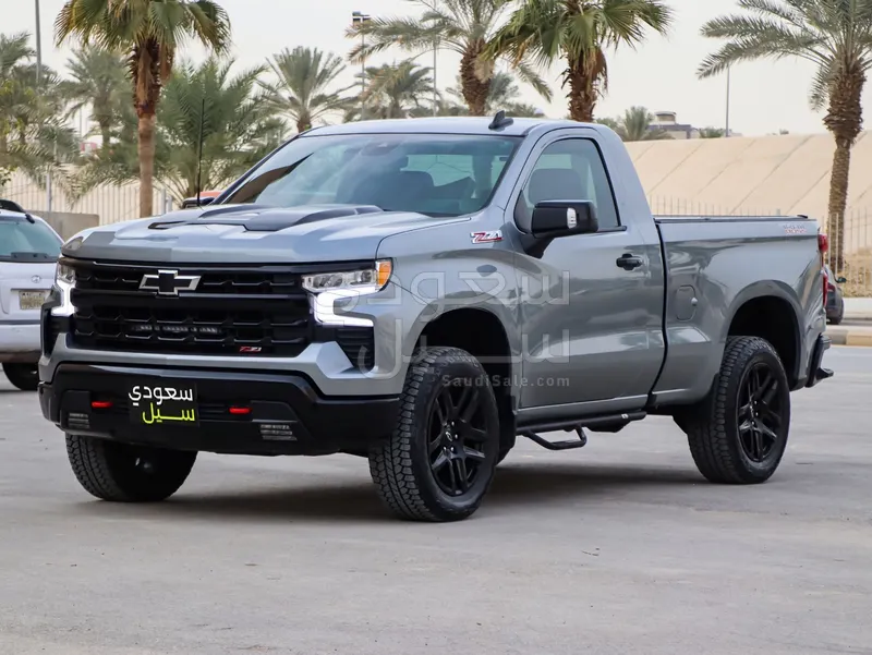 2024 شفروليه سلفرادو زد 71