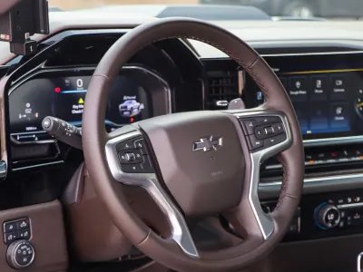 2024 شفروليه سلفرادو زد 71