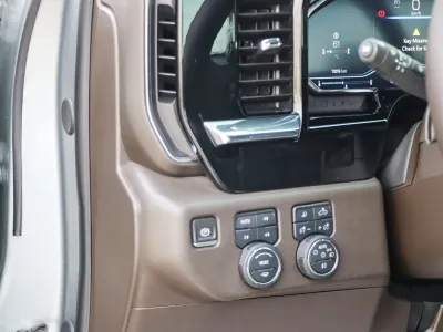 2024 شفروليه سلفرادو زد 71