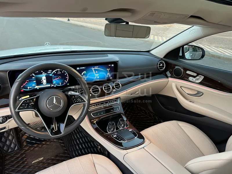 2021 مرسيدس - بنز إي 200