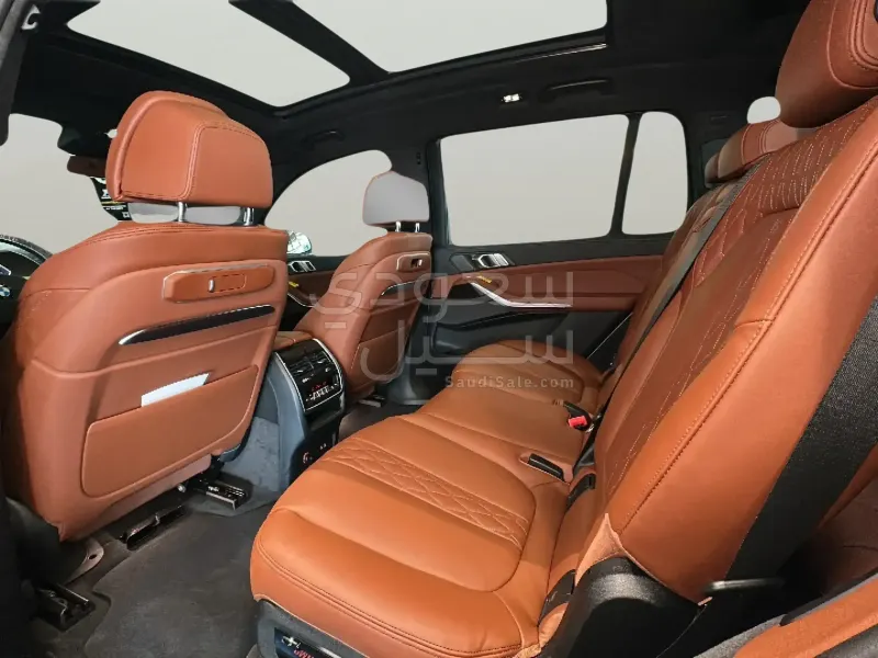 2023 بي ام دبليو الفئة اكس 7