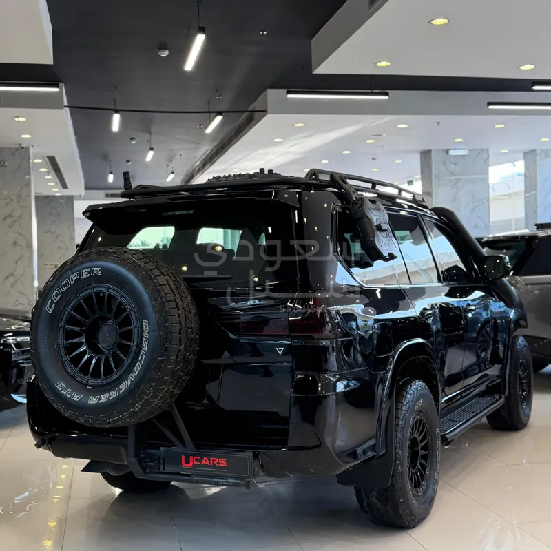 2020 لكزس إل إكس 570