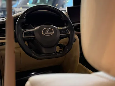 2020 لكزس إل إكس 570