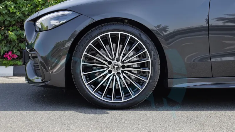 2026 مرسيدس - بنز سي 200 أي إم جي