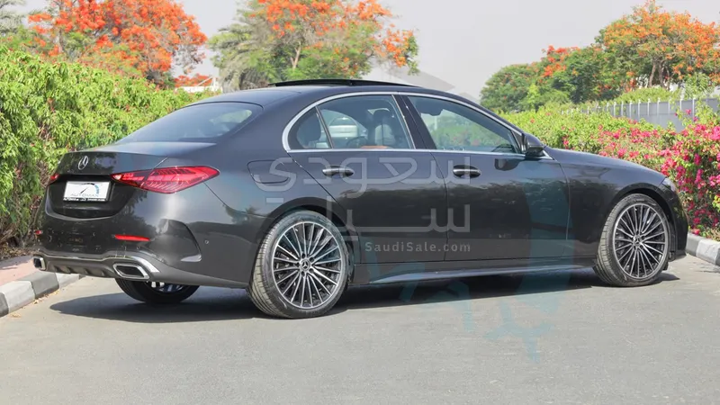 2026 مرسيدس - بنز سي 200 أي إم جي