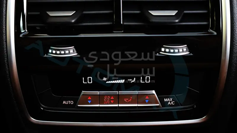 2025 بي ام دبليو الفئة اكس 5 إم كت