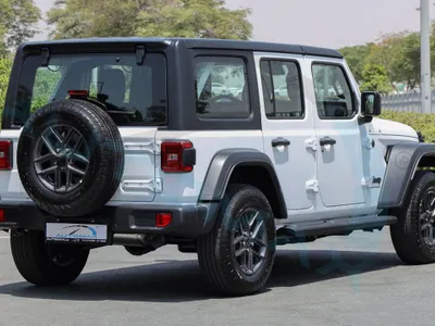 2025 جييب رانجلر سبورت بلس