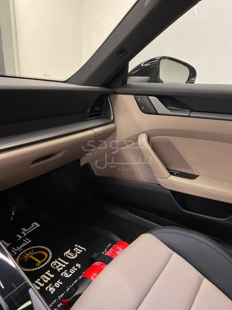 2025 بورش 911 كاريرا