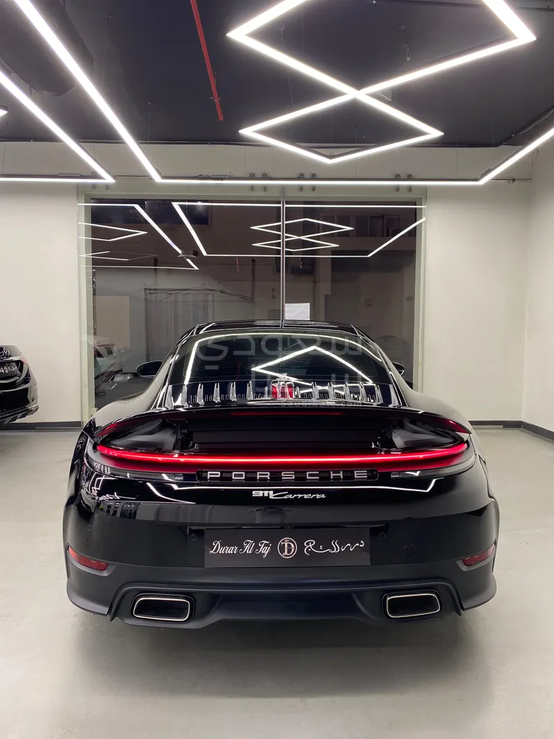 2025 بورش 911 كاريرا