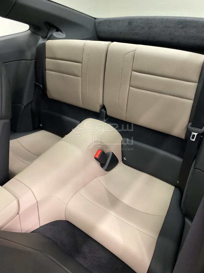 2025 بورش 911 كاريرا