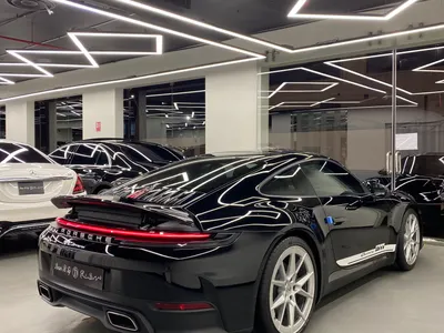 2025 بورش 911 كاريرا