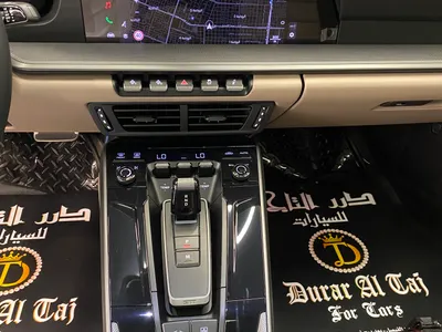 2025 بورش 911 كاريرا