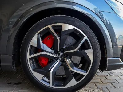 2020 اودي كيو 8 أر إس