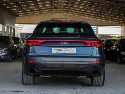 2020 اودي كيو 8 أر إس