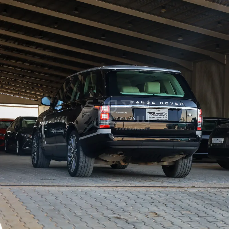 2016 لاند روفر رينج روفر فوج