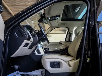 2016 لاند روفر رينج روفر فوج