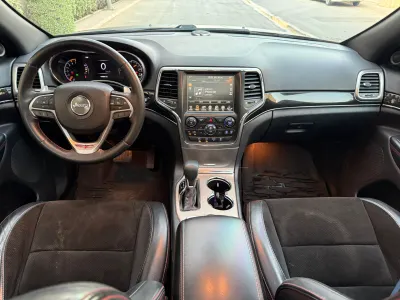 2017 جييب جراند شيروكي تريل هوك