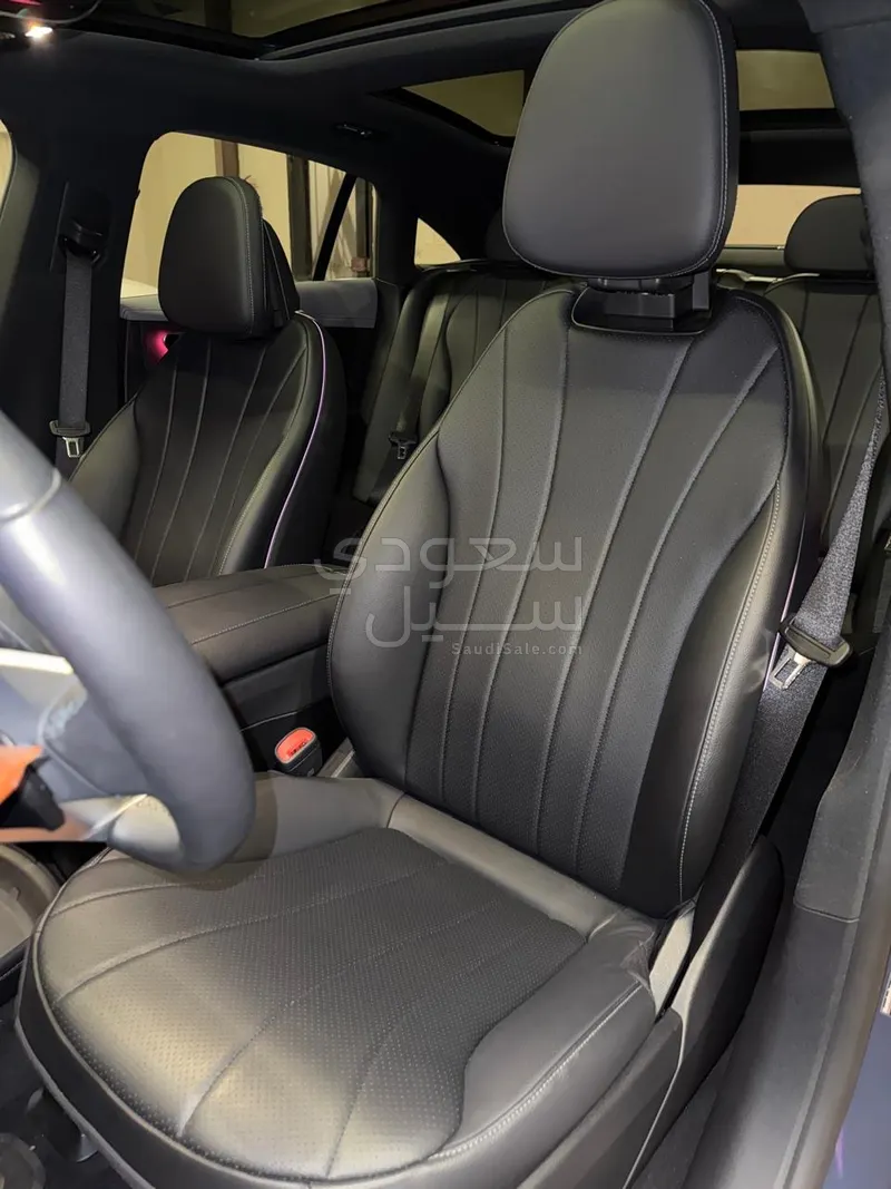 2023 مرسيدس - بنز إي كيو أي 350