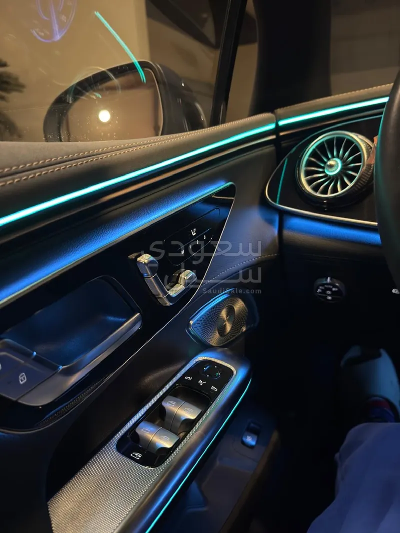 2023 مرسيدس - بنز إي كيو أي 350