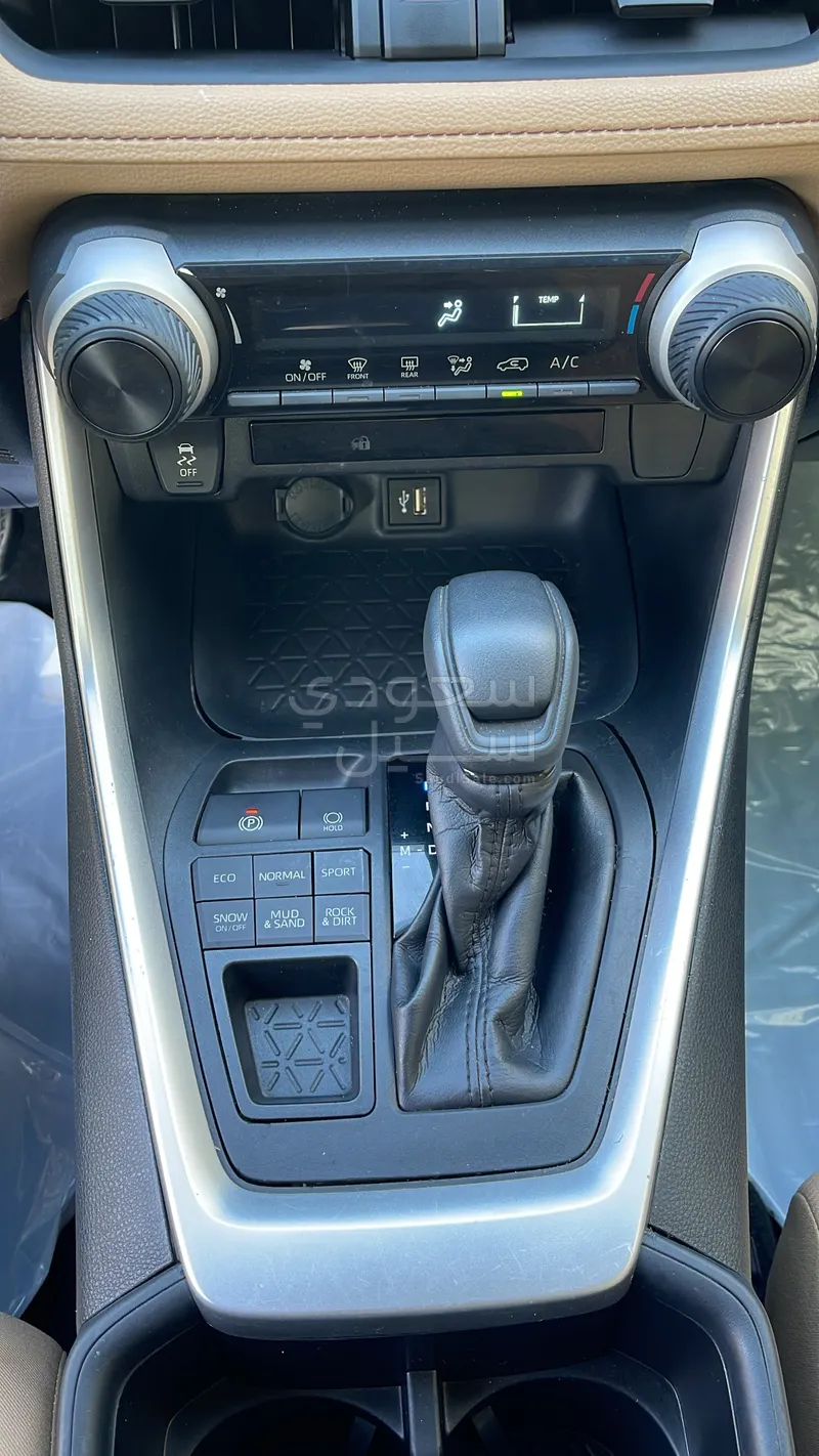 2023 تويوتا راف 4