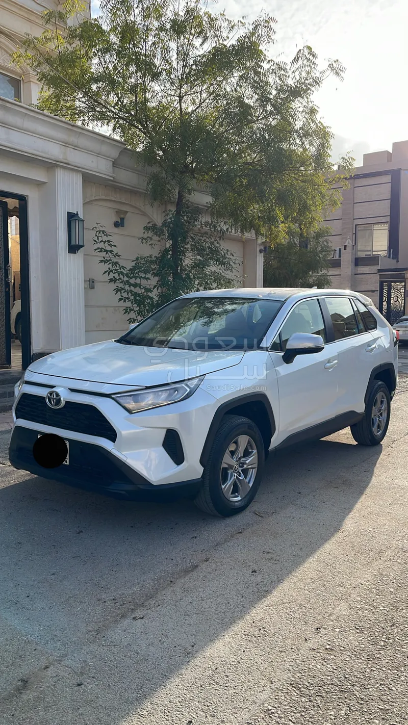 2023 تويوتا راف 4